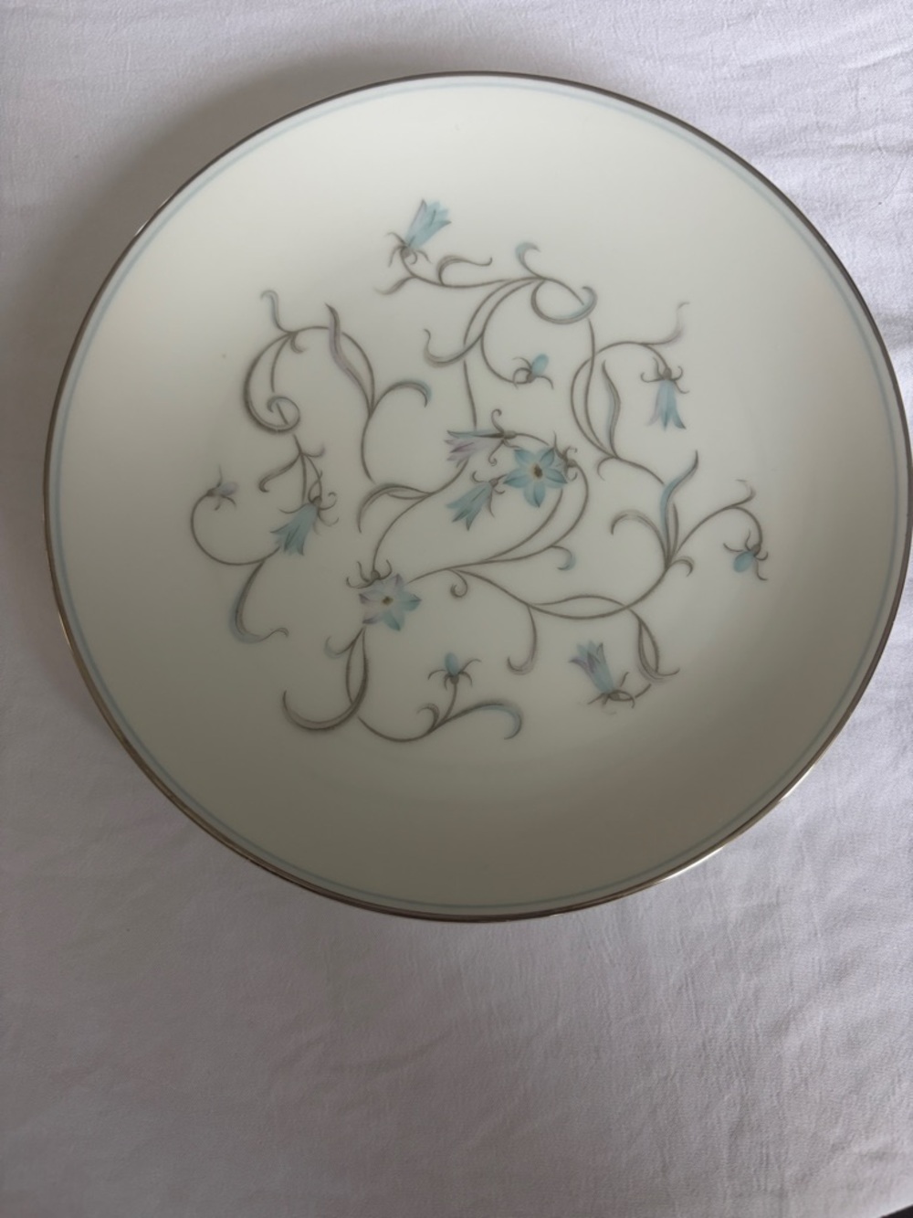 Noritake Alicia Pattern Side Plate w Blue Floral Design and Silver Rim. 8 plates